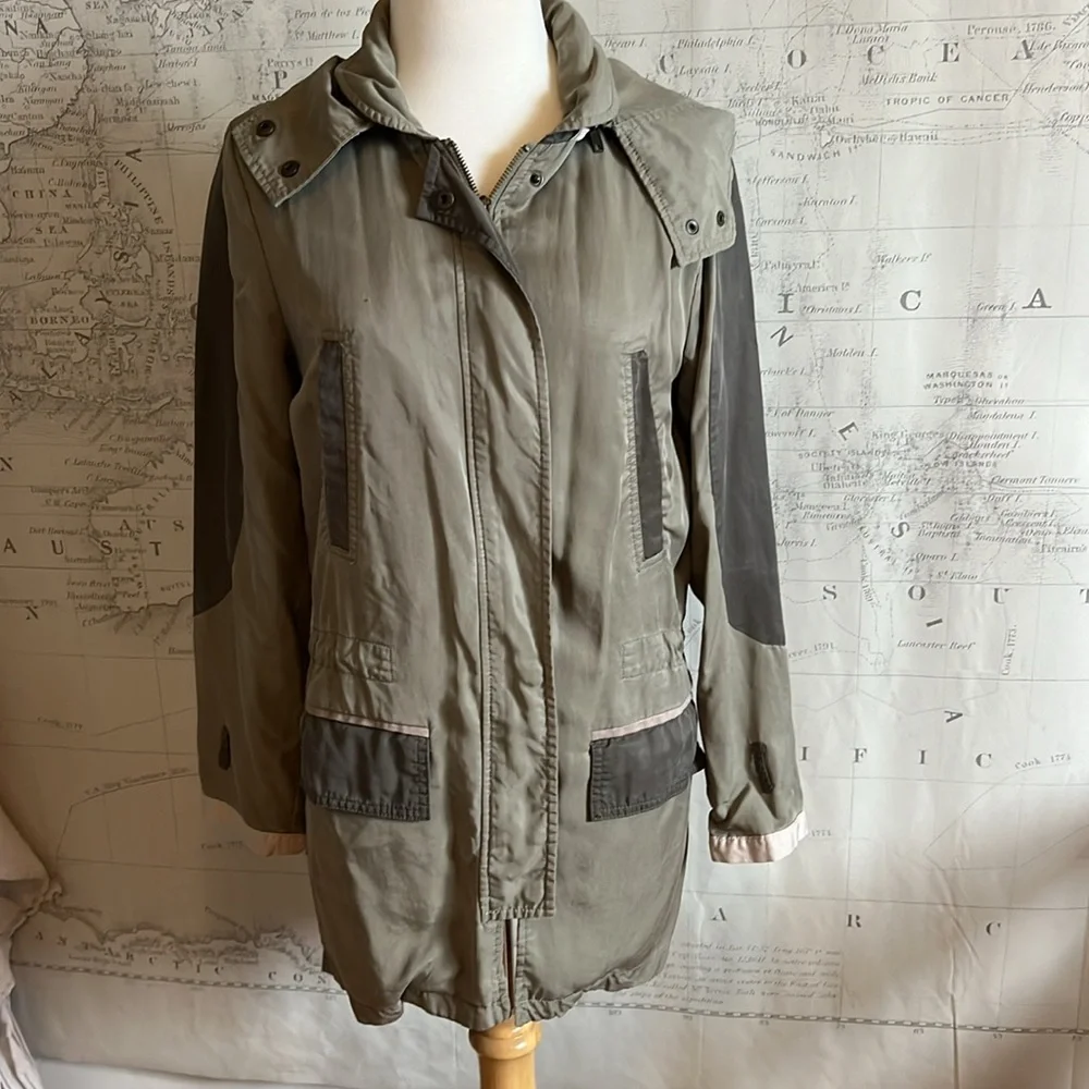 Jacket - Picture 4 of 5